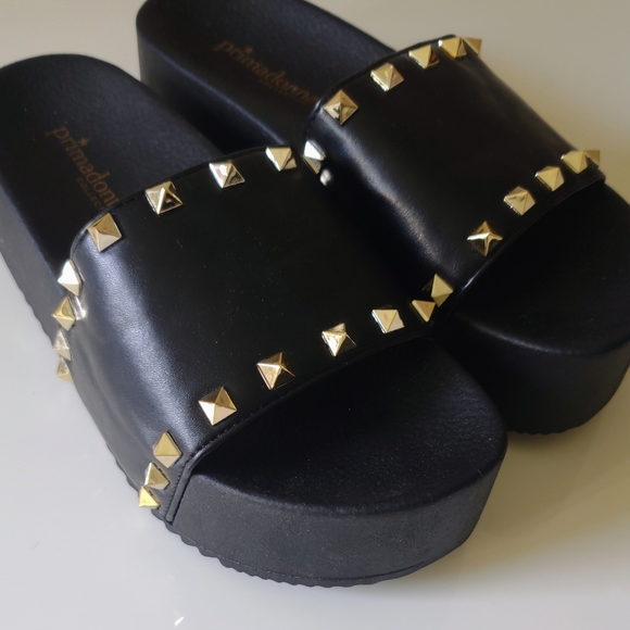 Black and gold studs slides wedges - Picture 2 of 5